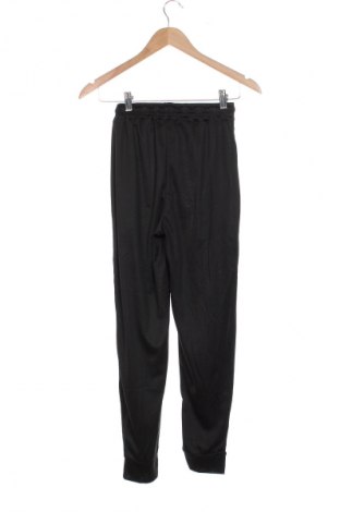 Παιδική κάτω φόρμα Unbranded, Μέγεθος 5-6y/ 116-122 εκ., Χρώμα Μαύρο, Τιμή 6,99 €