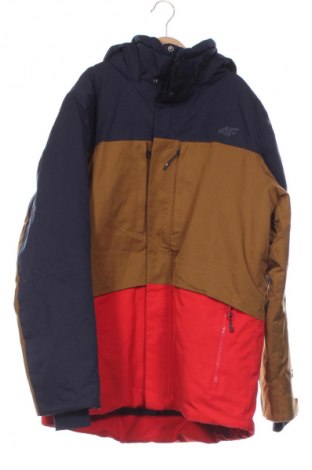 Dětská bunda pro zimní sporty  4F, Velikost 13-14y/ 164-168 cm, Barva Vícebarevné, Cena  249,00 Kč
