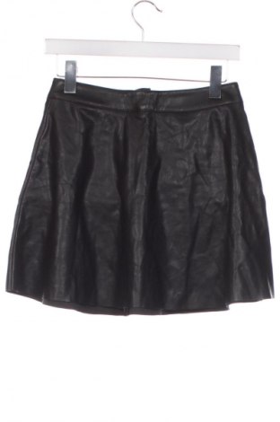 Bőrszoknya H&M Divided, Méret S, Szín Fekete, Ár 1 659 Ft