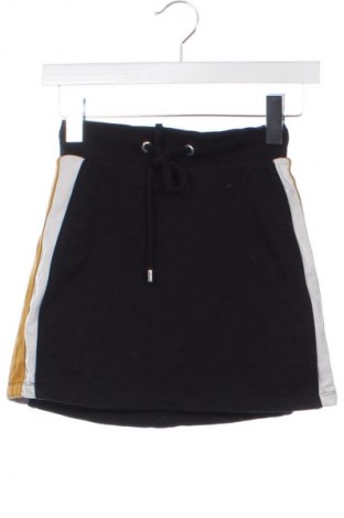 Sukně Bershka, Velikost XS, Barva Černá, Cena  89,00 Kč