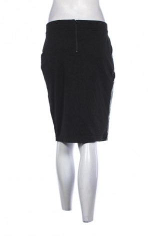 Sukně H&M, Velikost S, Barva Černá, Cena  109,00 Kč