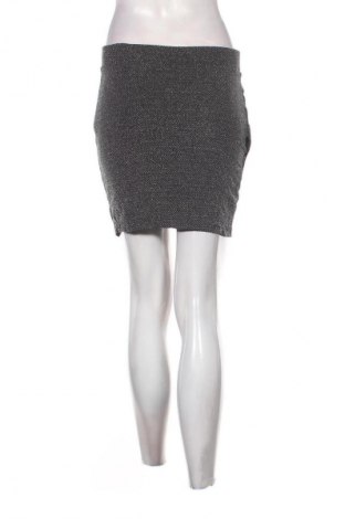Spódnica H&M Divided, Rozmiar M, Kolor Czarny, Cena 18,99 zł