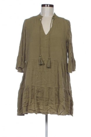 Kleid Amisu, Größe S, Farbe Grün, Preis € 5,99