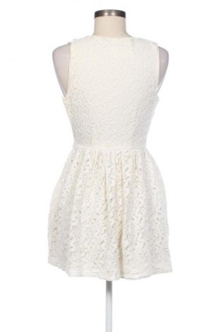 Kleid Atmosphere, Größe S, Farbe Weiß, Preis € 14,83