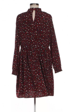 Kleid B.Young, Größe M, Farbe Mehrfarbig, Preis 11,10 €