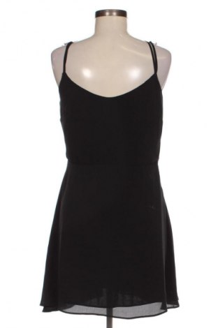 Sukienka Bershka, Rozmiar L, Kolor Czarny, Cena 20,99 zł