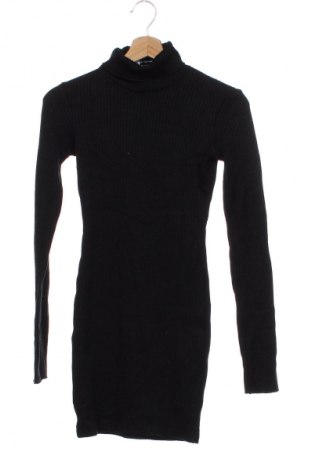 Šaty  Bershka, Velikost XS, Barva Černá, Cena  99,00 Kč