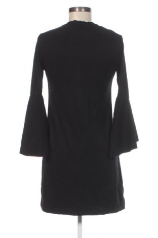 Φόρεμα Bershka, Μέγεθος S, Χρώμα Μαύρο, Τιμή 11,99 €