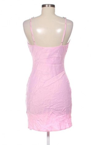 Rochie Bershka, Mărime M, Culoare Roz, Preț 56,99 Lei
