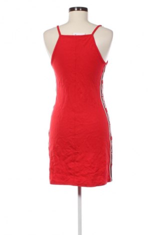 Šaty  Bershka, Veľkosť M, Farba Červená, Cena  10,95 €