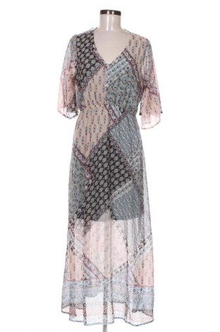 Kleid Colloseum, Größe M, Farbe Mehrfarbig, Preis 10,99 €