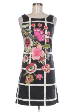 Рокля Desigual, Размер S, Цвят Многоцветен, Цена 82,99 лв.