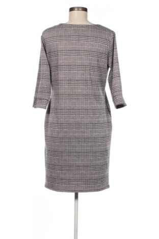 Kleid Epoca, Größe M, Farbe Mehrfarbig, Preis € 5,99