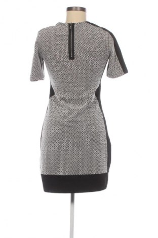 Φόρεμα Gina, Μέγεθος S, Χρώμα Πολύχρωμο, Τιμή 3,99 €