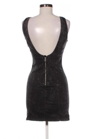 Kleid Gina Tricot, Größe S, Farbe Schwarz, Preis € 13,99