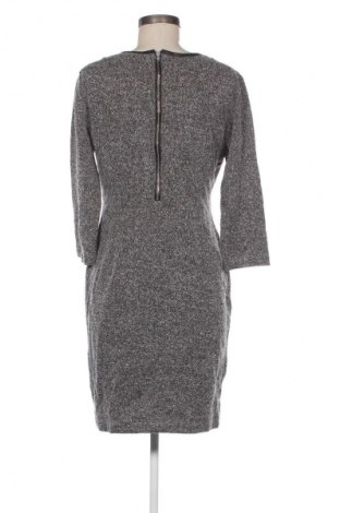 Šaty  H&M, Velikost L, Barva Vícebarevné, Cena  119,00 Kč