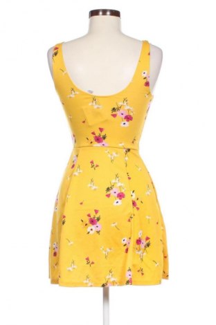 Šaty  H&M, Veľkosť S, Farba Viacfarebná, Cena  15,86 €
