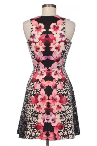 Šaty  H&M, Velikost S, Barva Vícebarevné, Cena  289,00 Kč