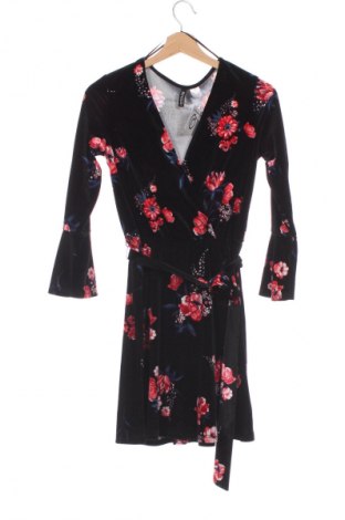 Šaty  H&M Divided, Velikost XS, Barva Vícebarevné, Cena  109,00 Kč