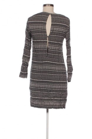 Šaty  H&M Divided, Velikost S, Barva Vícebarevné, Cena  129,00 Kč