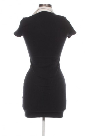 Šaty  H&M Divided, Veľkosť S, Farba Čierna, Cena  2,95 €