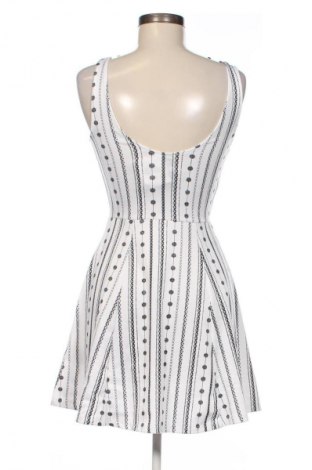 Kleid H&M Divided, Größe M, Farbe Mehrfarbig, Preis € 12,99