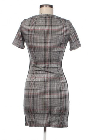 Šaty  H&M Divided, Velikost M, Barva Vícebarevné, Cena  289,00 Kč