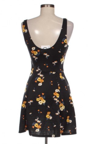 Šaty  H&M Divided, Velikost M, Barva Vícebarevné, Cena  289,00 Kč