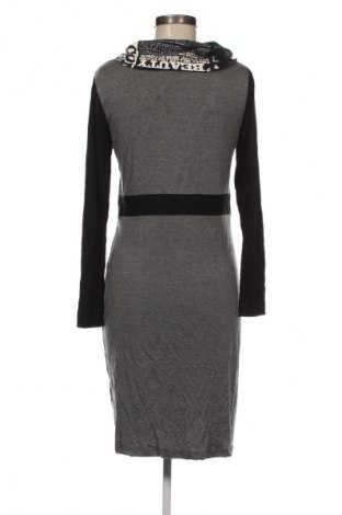 Kleid Mandarin, Größe M, Farbe Mehrfarbig, Preis 5,99 €