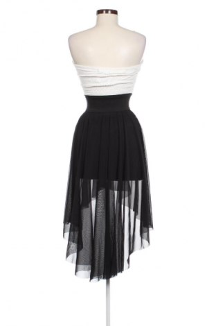 Šaty  Miss Chic, Velikost M, Barva Vícebarevné, Cena  259,00 Kč