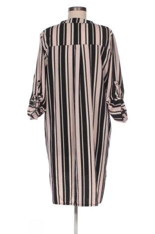 Φόρεμα NEW COLLECTION, Μέγεθος XL, Χρώμα Πολύχρωμο, Τιμή 14,91 €