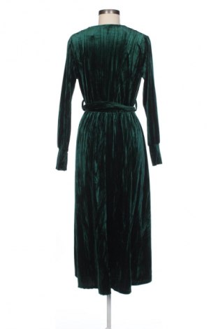 Рокля NEW COLLECTION, Размер M, Цвят Зелен, Цена 28,99 лв.