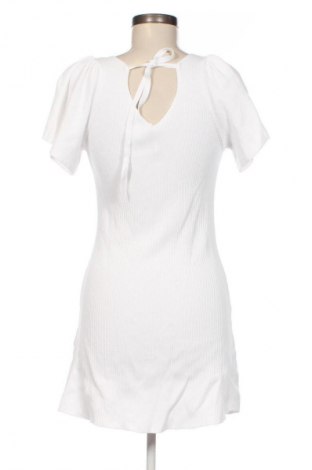 Kleid ONLY, Größe L, Farbe Weiß, Preis 17,99 €