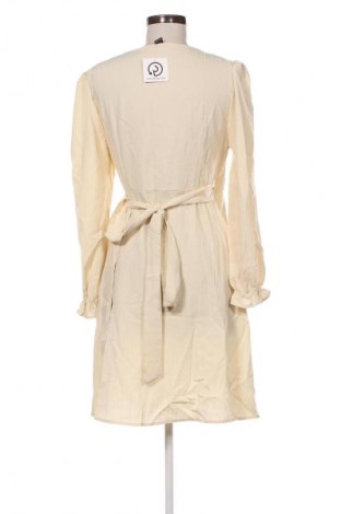 Kleid SHEIN, Größe M, Farbe Ecru, Preis 10,99 €