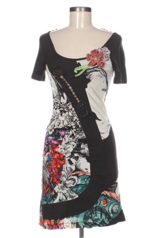 Rochie Save The Queen, Mărime M, Culoare Multicolor, Preț 183,99 Lei
