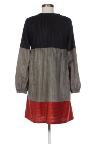Kleid Unbranded, Größe M, Farbe Mehrfarbig, Preis 5,99 €
