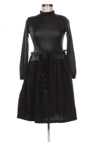Ruha Unbranded, Méret S, Szín Fekete, Ár 5 865 Ft