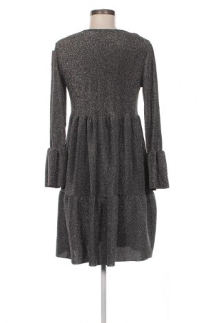 Ruha Unbranded, Méret S, Szín Ezüstös, Ár 4 449 Ft