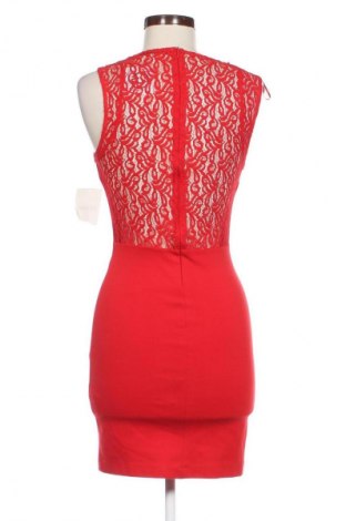 Sukienka Zara Trafaluc, Rozmiar M, Kolor Czerwony, Cena 124,99 zł