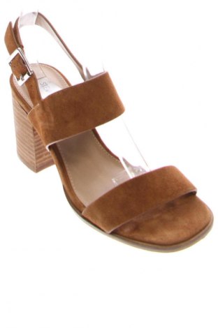 Szandálok Steve Madden, Méret 37, Szín Barna, Ár 14 029 Ft