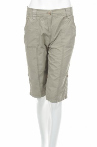 Дамски къс панталон Units, Размер M, Цвят Бежов, Цена 19,00 лв.