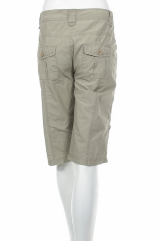 Дамски къс панталон Units, Размер M, Цвят Бежов, Цена 19,00 лв.