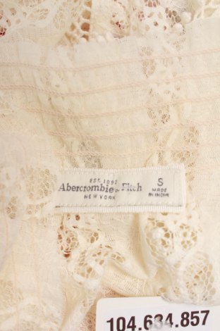 Дамска блуза Abercrombie & Fitch, Размер S, Цвят Екрю, Цена 26,00 лв.