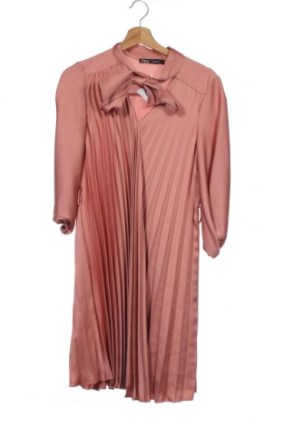 Kleid Zara, Größe XS, Farbe Aschrosa, Polyester, Preis 31,70 €