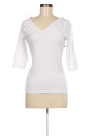 Дамска блуза ONLY, Размер S, Цвят Бял, Цена 15,20 лв.