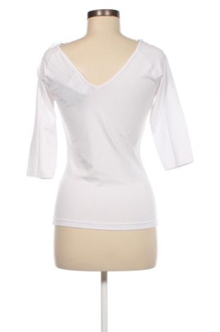 Дамска блуза ONLY, Размер S, Цвят Бял, Цена 15,20 лв.