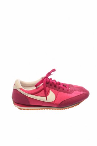 Дамски обувки Nike, Размер 38, Цвят Розов, Цена 71,25 лв.