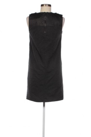 Kleid Trussardi, Größe XL, Farbe Grau, Preis 61,99 €