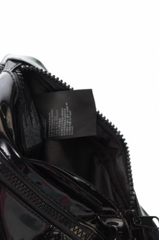 Чанта за кръст H&M, Цвят Черен, Цена 12,54 лв.