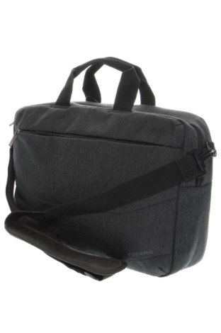 Чанта за лаптоп Tucano, Цвят Сив, Цена 43,65 лв.